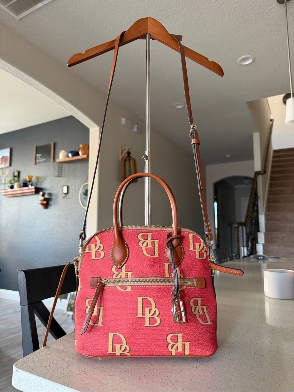 Dooney and Bourke Satchel Bag Purse Handel Crossbody Pockets Gold Red